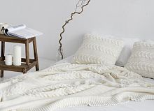 комплект плед с косами (180*220) и 2 наволочки (50*50) молочный в Тамбове